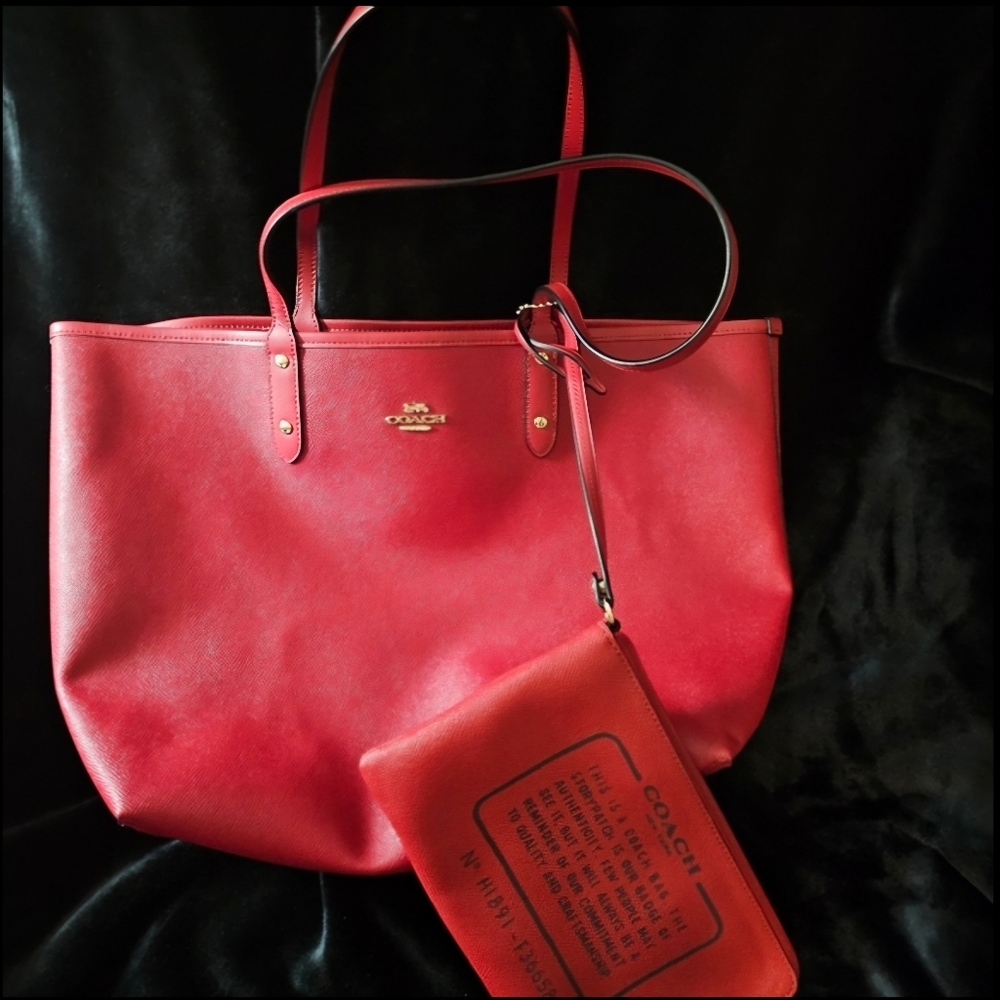 Coach NWT Reversible Large City Tote